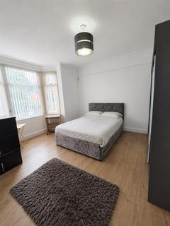 1 bedroom flat to rent, Moston Lane East, Manchester