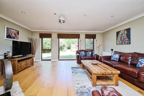 4 bedroom detached house for sale, Eastgate, Deeping St. James, Peterborough