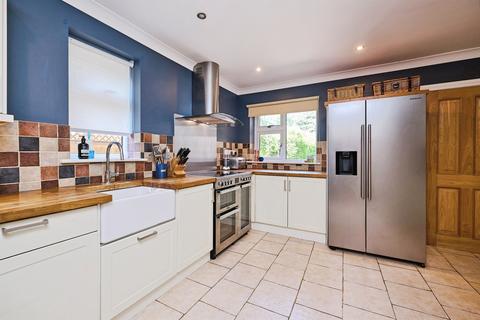 4 bedroom detached house for sale, Eastgate, Deeping St. James, Peterborough