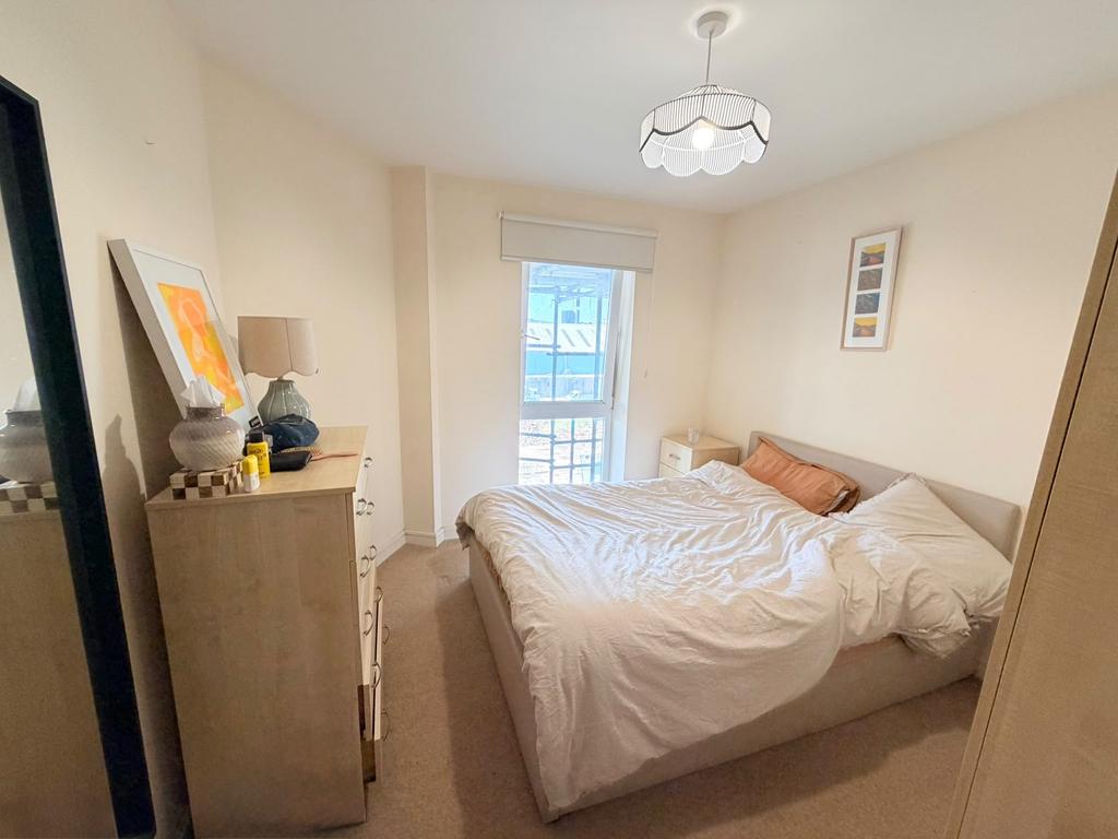 Apartment in Cardiff - View 5