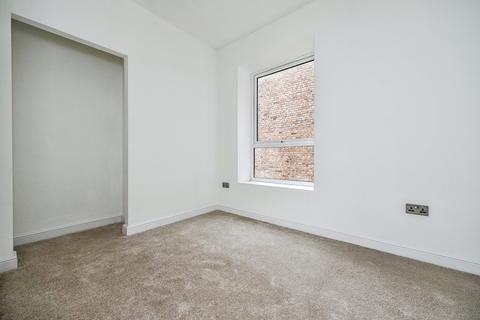 3 bedroom apartment to rent, Park Terrace, Liverpool, L22