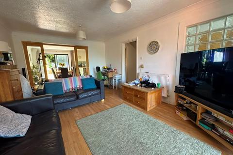 4 bedroom house to rent, Old Mill Close, Exeter, EX2