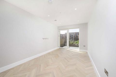 1 bedroom flat to rent, India Way, London NW7
