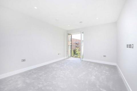 1 bedroom flat to rent, India Way, London NW7