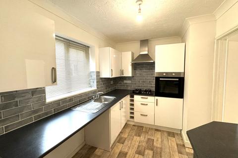 2 bedroom house to rent, William Drive, Eynesbury, PE19