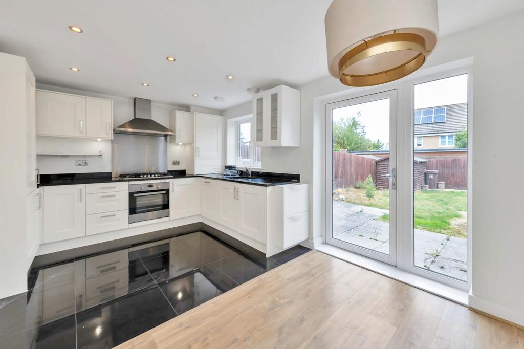 House in Royston - View 5