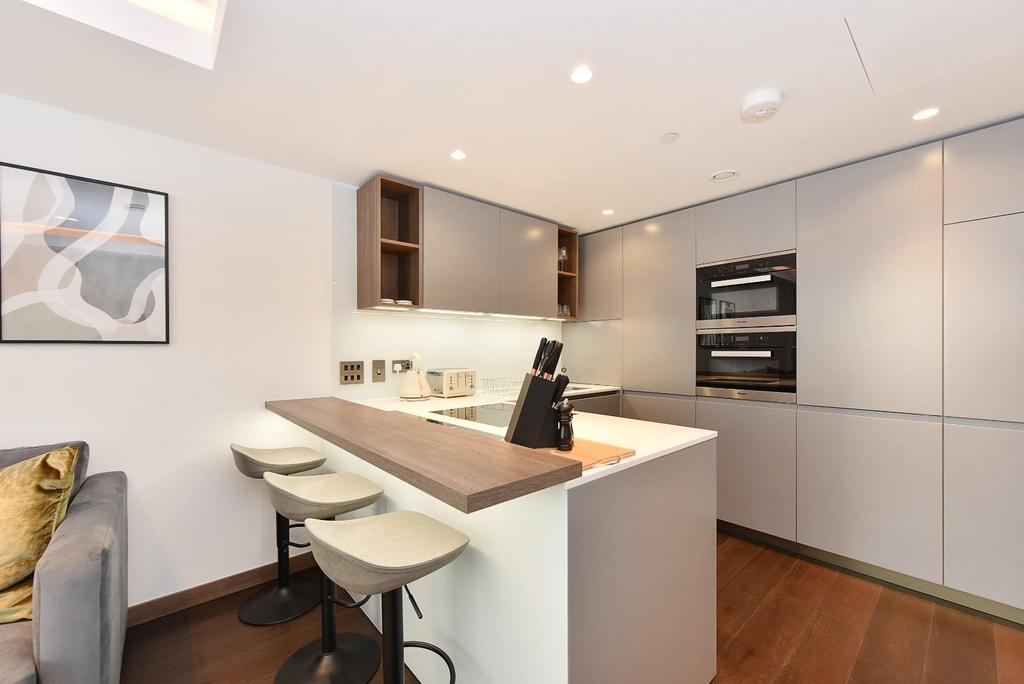 Apartment in London, Paddington - View 3