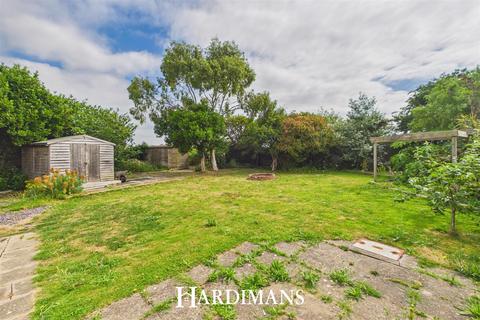 2 bedroom semi-detached bungalow for sale, Jubilee Road, Pakefield