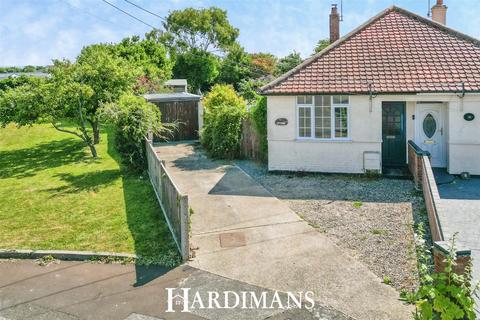 2 bedroom semi-detached bungalow for sale, Jubilee Road, Pakefield