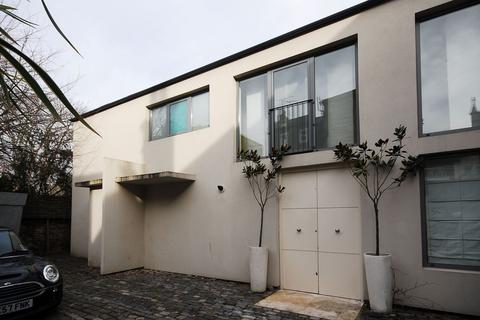 undefined, The Coach House, Fentiman Road, Vauxhall, London, SW8