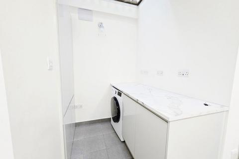 2 bedroom flat to rent, Flat 1, 50 Chatsworth Road, Clapton