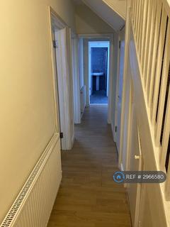 3 bedroom terraced house to rent, Woodbank Road, Bromley, BR1