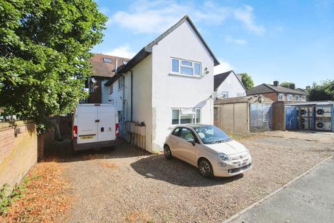 undefined, Wellesley Avenue, Richings Park SL0