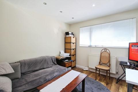 undefined, Wellesley Avenue, Richings Park SL0