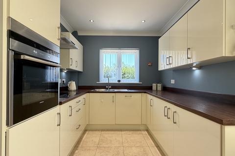 3 bedroom detached bungalow for sale, Franeth Close, Kingsteignton, Newton Abbot