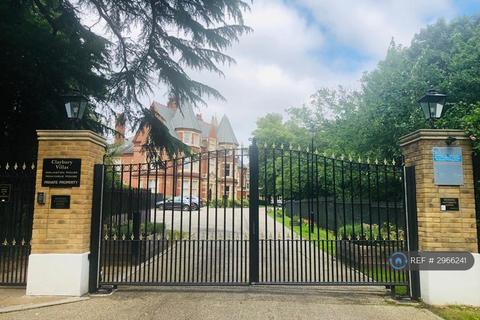2 bedroom flat to rent, Arlington House, Woodford Green, IG8