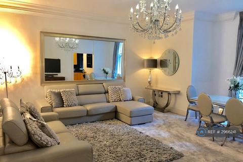 2 bedroom flat to rent, Arlington House, Woodford Green, IG8