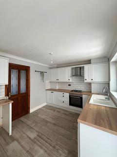 2 bedroom house to rent, Cranfield Avenue, MIDDLESBROUGH