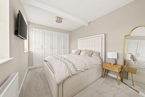 3 bedroom cottage for sale, Wren Cottage, Huddersfield Road, Shelley, HD8