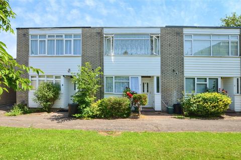3 bedroom terraced house to rent, Trinity Close, Northwood, HA6
