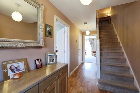 4 bedroom detached house for sale, Weavers Way, Stockton, Southam