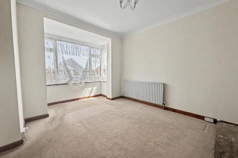 4 bedroom detached house for sale, Gladys Avenue, Peacehaven, BN10 8RN