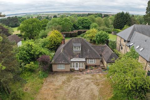 4 bedroom detached bungalow for sale, Welton Old Road, Welton