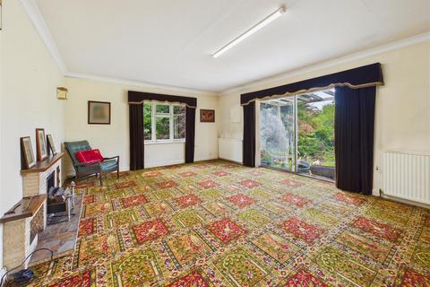 4 bedroom detached bungalow for sale, Welton Old Road, Welton