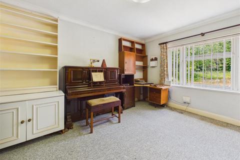 4 bedroom detached bungalow for sale, Welton Old Road, Welton