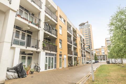 Hacon Square, London Fields, E8