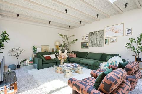 3 bedroom house for sale, St. Mark's Rise, London, E8