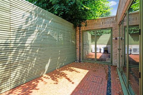 3 bedroom house for sale, St. Mark's Rise, London, E8