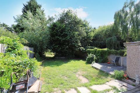 3 bedroom semi-detached house for sale, South Crescent, Featherstone, Wolverhampton