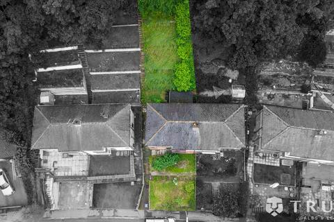 3 bedroom semi-detached house for sale, Bradford Road, Brighouse, HD6