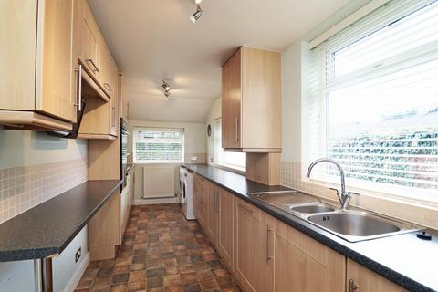 3 bedroom semi-detached house to rent, Ash Grove, Timperley