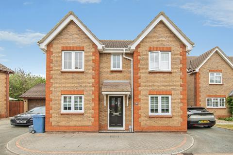 4 bedroom detached house for sale, Spire Chase, Sudbury