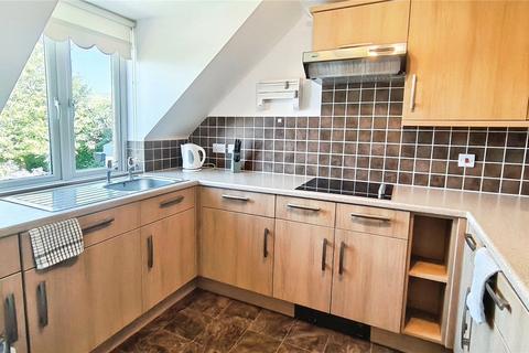 1 bedroom flat for sale, Wellington Avenue, Princes Risborough, Buckinghamshire, HP27