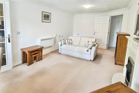 1 bedroom flat for sale, Wellington Avenue, Princes Risborough, Buckinghamshire, HP27