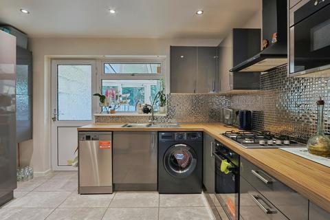 2 bedroom terraced house for sale, Hewitt Road, Poole