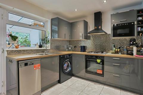 2 bedroom terraced house for sale, Hewitt Road, Poole