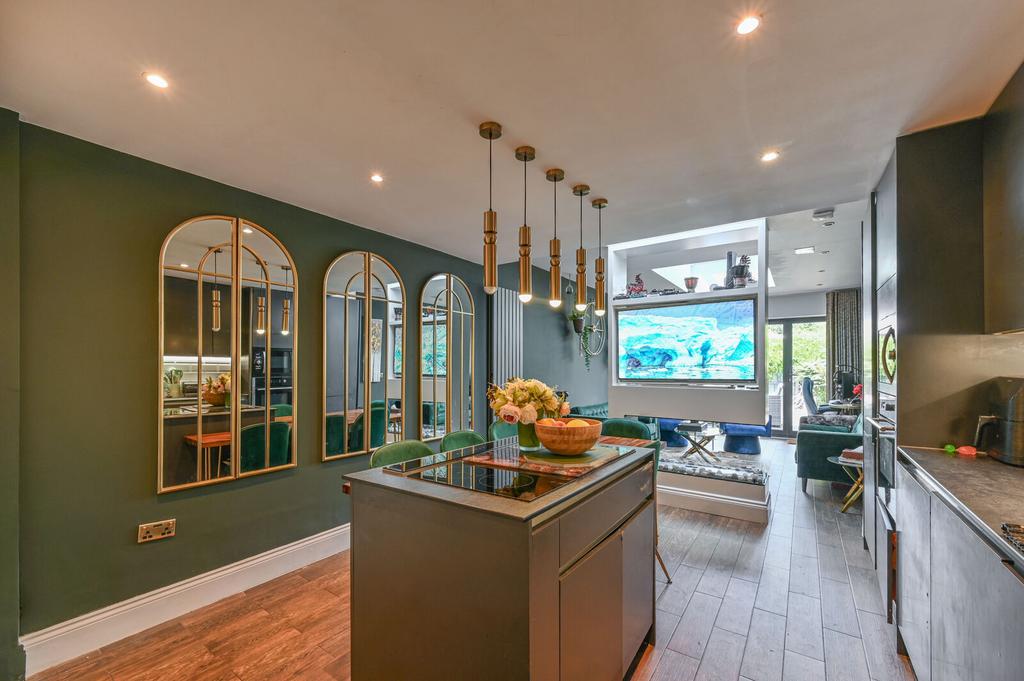 Kitchen, open plan living