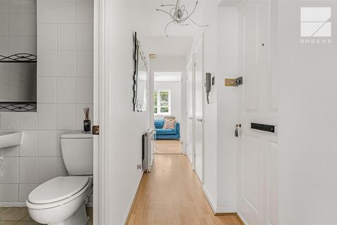 undefined, Thurlow Close, E4