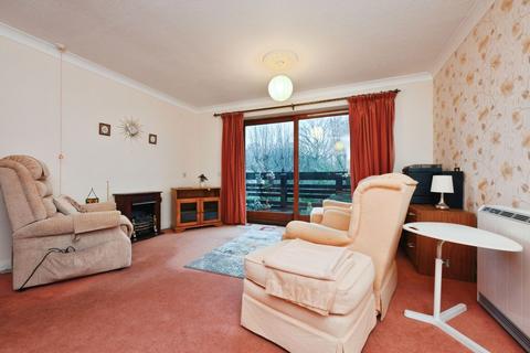 undefined, The Lawns, Stevenage SG2