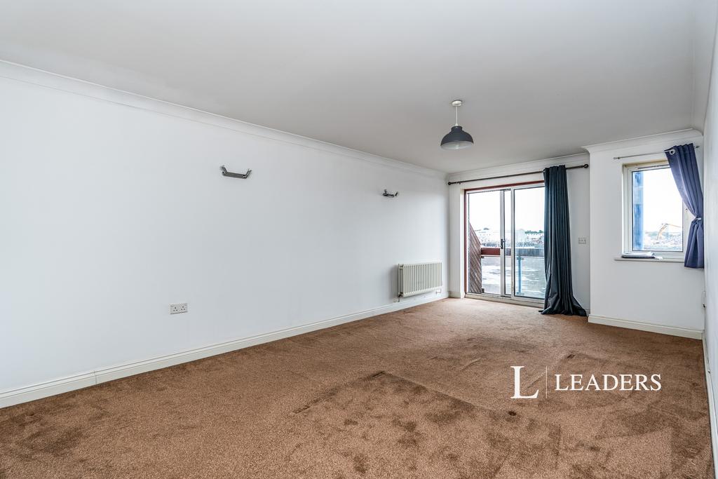 Apartment in Southampton, Millbank, Bitterne Manor - View 3