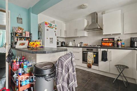 4 bedroom semi-detached house for sale, MARKET HARBOROUGH LE16