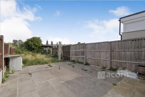 3 bedroom terraced house to rent, Tyrrell Avenue Welling DA16