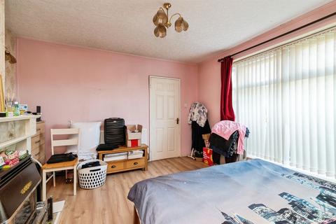 3 bedroom semi-detached house for sale, Caincross Road, Nottingham