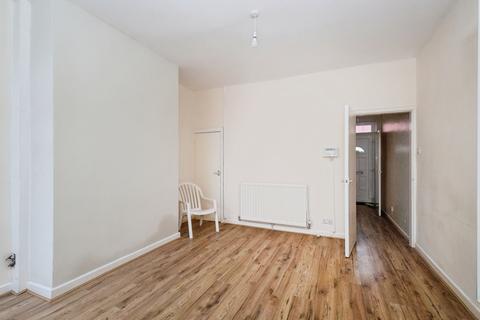 2 bedroom terraced house to rent, Brailsford Road, Manchester, M14