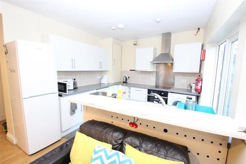 1 bedroom in a house share to rent, Benson Road, Headington, Oxford