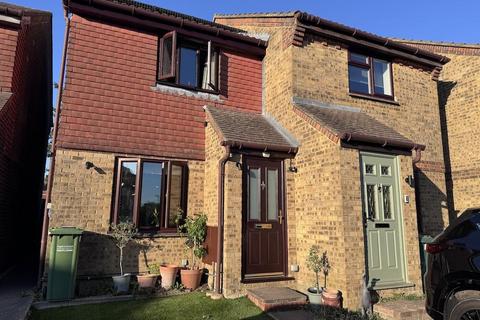 2 bedroom semi-detached house for sale, Parthia Close, Tadworth
